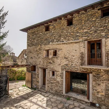 Casa Mora Vall Fosca Holiday home Central