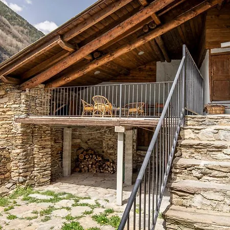 Casa Mora Vall Fosca 펜션